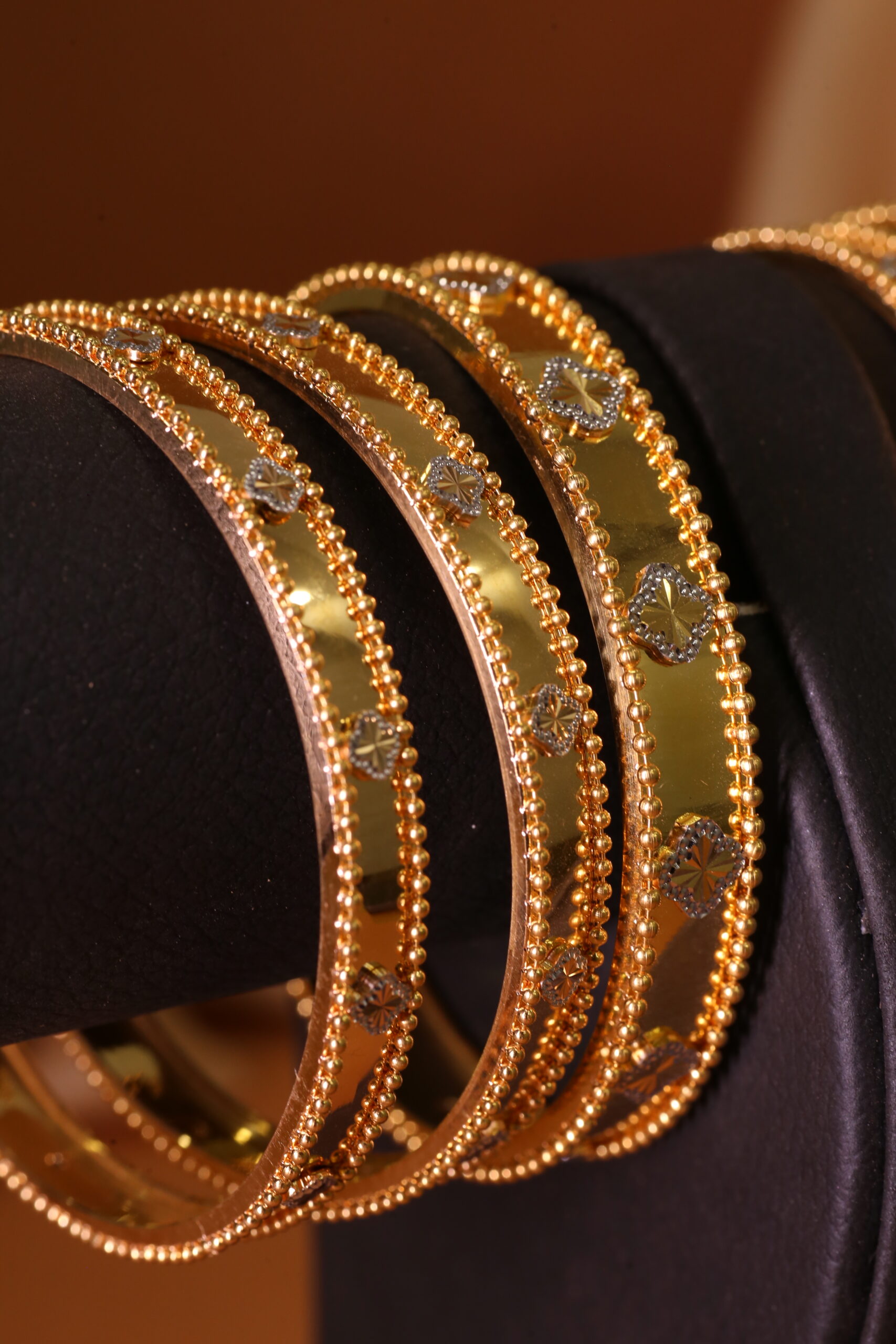 Pure Gold Geometric Bracelet