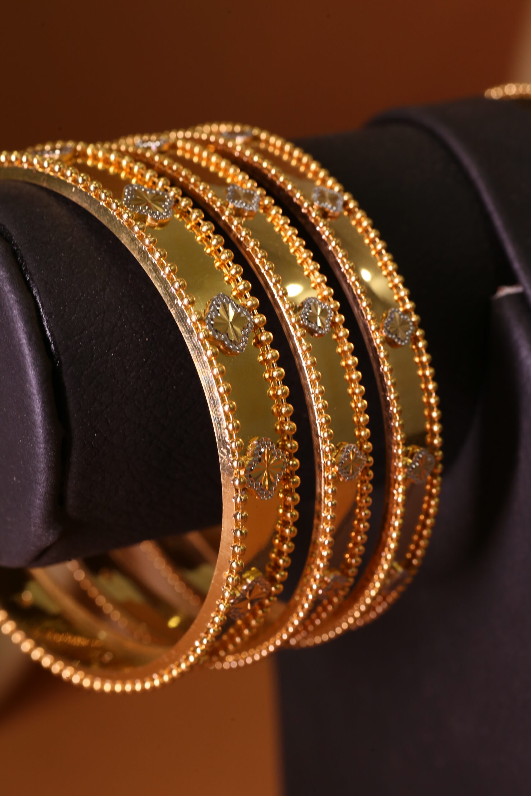 Pure Gold Geometric Bracelet